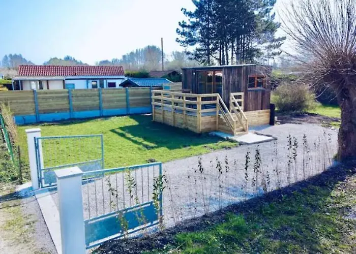 La Tiny House Campsite Ardres